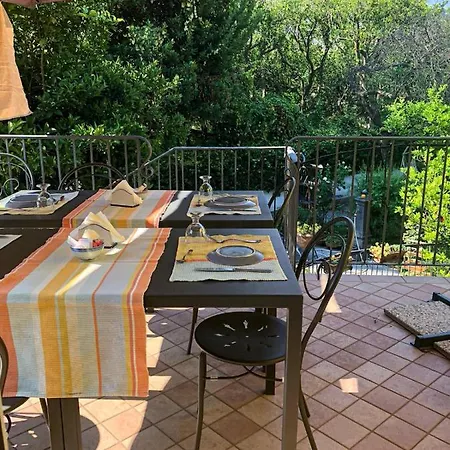 B&B Massico Apartments
