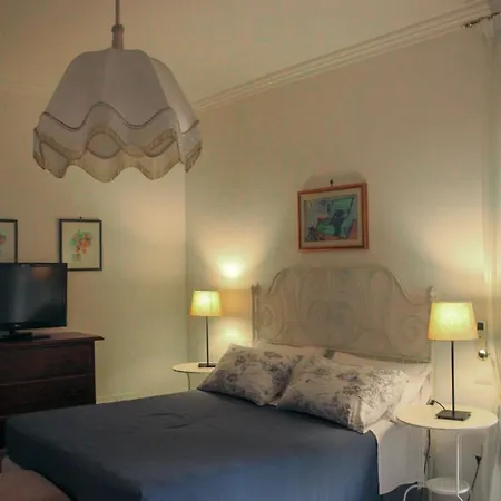 Frühstückspension B&B Massico Apartments 3*