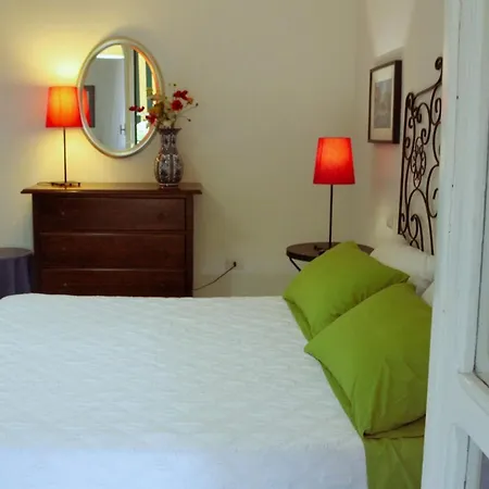 B&B Massico Apartments