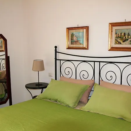 Frühstückspension B&B Massico Apartments 4*