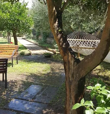 B&B Massico Apartments 3*