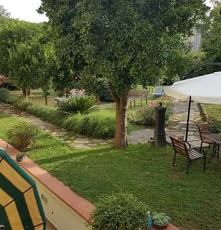 B&B Massico Apartments 3*